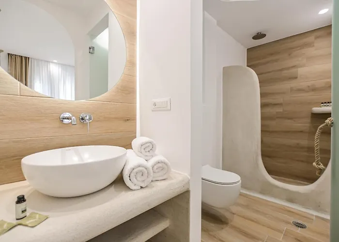 Adriana Отель 3*