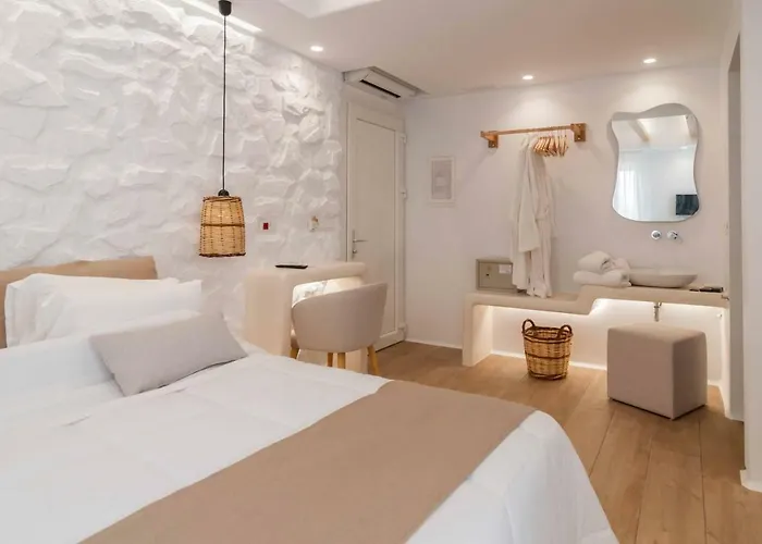 Отель Adriana 3*