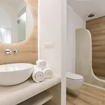 Adriana Hotel 3*