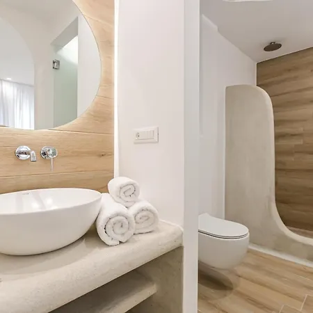 Adriana Hotel 3*