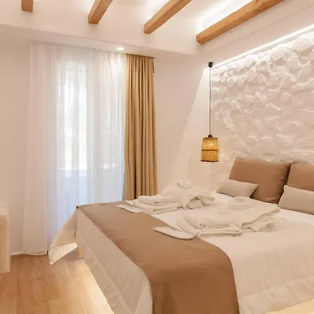 Adriana Hotel 3*