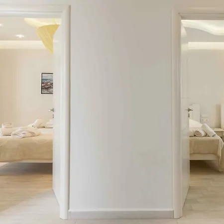Adriana Hotel