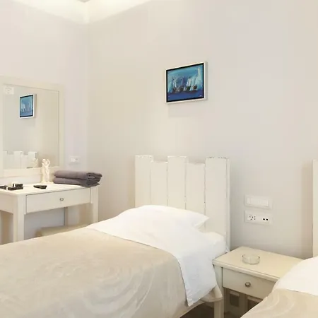Adriana Hotel 3*