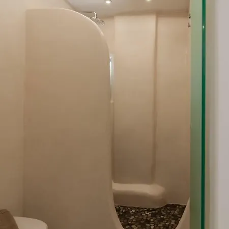 Adriana Hotel