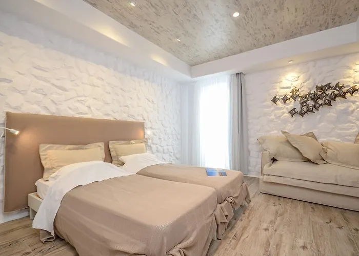 Adriana Otel Agios Prokopios (Naxos)